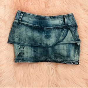 Denim skirt super cute. Sz 38 Europe